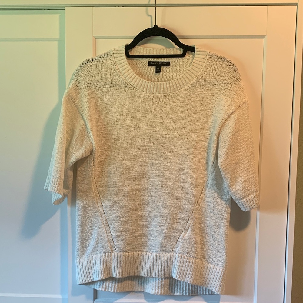 Banana Republic Women's Off-White Crew Neck Sweater